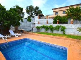 होटल की एक तस्वीर: Villa Carol 9 people private pool Costa Brava