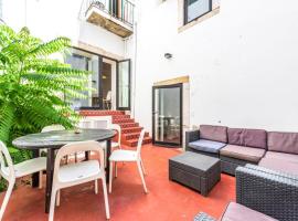 Hotel Foto: GuestReady - Fantastic w Big Patio – Bairro Alto