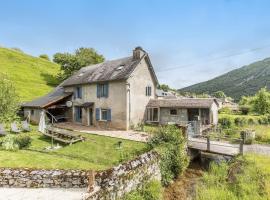 Hotel Foto: Le Ruisseau - Maison vue montagne pour 10