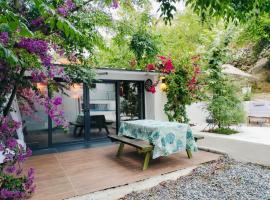 BayKus Guesthouse-Konukevi, hotel in Soke