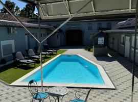Hotel Foto: Oaza Mira Laze - Luxury Private Villa with Pool, Football Field
