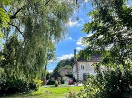 Photo de l’hôtel: Belle maison de famille Perche avec piscine