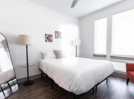 Hotel Photo: 1 Bedroom Near Convention Center