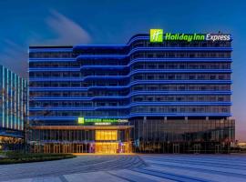Holiday Inn Express Hangzhou Airport by IHG, hotel v destinaci Chang-čou