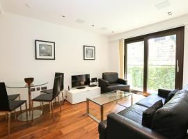 Hotel Photo: Modern and Brand New Flat In Central London