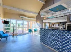 Comfort Hotel Orleans Saran