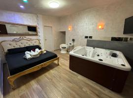 A picture of the hotel: Atena B&B APARTMENTS Platino