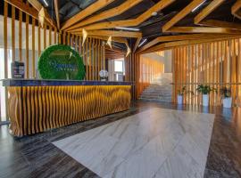 Vzmorie Resort Hotel, hotel in Bosteri