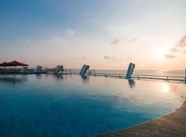 Kutabex Beachfront Hotel
