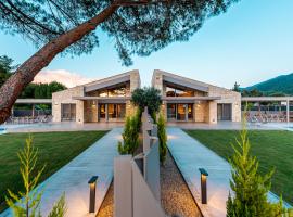 Terra Petra Luxury Villas by Travel Pro Services- Vourvourou Halkidiki，沃爾沃羅的飯店