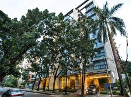 Space Hotel and Apartments, hotel em Daca