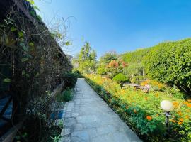 Travellers Jungle Camp-Sauraha, hotel em Sauraha