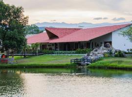Hotel Brisas La Gaviota Mariquit-Tolima, ξενοδοχείο σε Mariquita