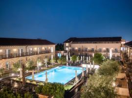 Leonardo Hotel Lago di Garda - Wellness and Spa, hotel v destinaci Lazise