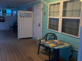 12 South Garden View, ξενοδοχείο στο Georgetown