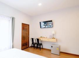 Intha Resort, hotel v destinaci Ban Khao Lao