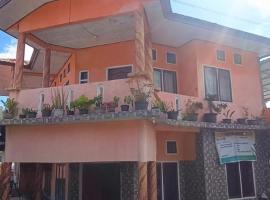 Vernando Homestay, hotel v destinaci Bajawa