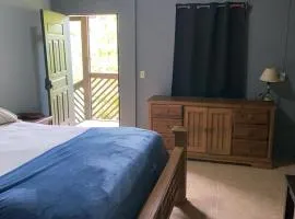 Airport Inn Roatan
