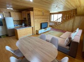 Nature's Rest Lodge, hotel ve městě Ölgij