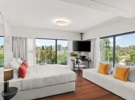 The Athenaeum Luxury Hotel