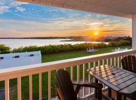 InnSeason Resorts Surfside, Hotel in Falmouth