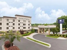 Doubletree By Hilton Greensboro Airport