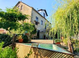 Casa do Fundo - Sustainable & Ecotourism, hotel a Seia