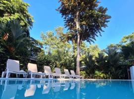 Alloro Jungle Villas, Hotel in Puerto Viejo