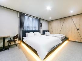 The Sharp Hotel、昌原市のホテル