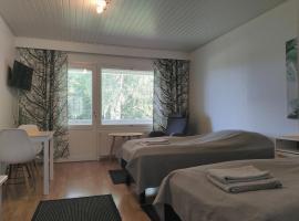 Ravintola & Motelli Savon Sydän, Hotel in Varpaisjärvi