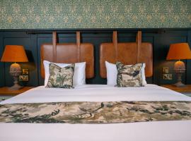 Wheatsheaf Hotel by Chef & Brewer Collection, ξενοδοχείο σε Virginia Water