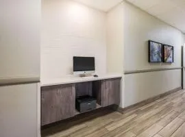 La Quinta by Wyndham Newport