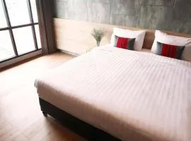 Sans Hotel