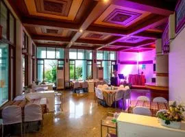 Beverly Hill Park Hotel