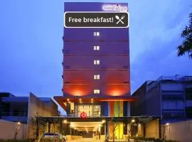 Amaris Hotel Pasar Baru