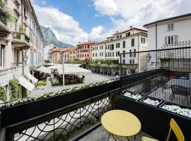 Torre Apartments Lake Como, hotel u Leccou