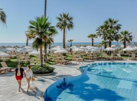 Golden Bay Beach Hotel, hotel en Lárnaca