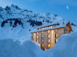 Mondschein Hotel & Chalet Ski-In Ski-Out Luxus am Arlberg