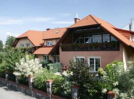 Villa Justina, hôtel à Charzykowy