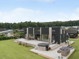 4 Bedroom Gorgeous Home In Sjølund, hotel in Sjølund