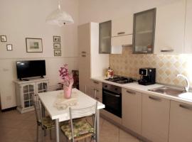 Casa Danero "U dabassu" - Centro storico di Carloforte, hotell sihtkohas Carloforte