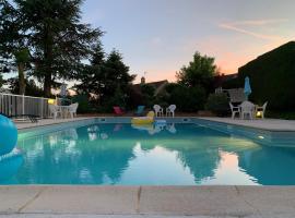 Brit Hotel Dak Hotel, hotel in Avallon