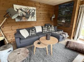 ChaletMons, stor trivelig leilighet i Myrkdalen, hotel sa Vossestrand