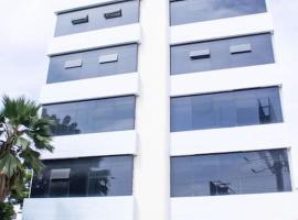 Condo In El Murcielago Beach, hotel v destinaci Manta