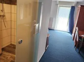 Hotel Hoyers in Pinneberg, Free Parking and WiFi