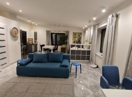 Airport Private Apartment, Advance Registration, No Reception, Self Check-in, Calm Environment, Non-Smoking Guests, hotel in Kněžívka