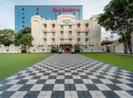 Treebo Premium Omni Residency, hotel in Indore