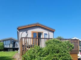 42 pine lodge & sea views, hotel en Llanarmon