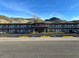 Four Sevens Motel, hotel in Ely