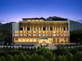 Lemon Tree Hotel, Tapovan Rishikesh